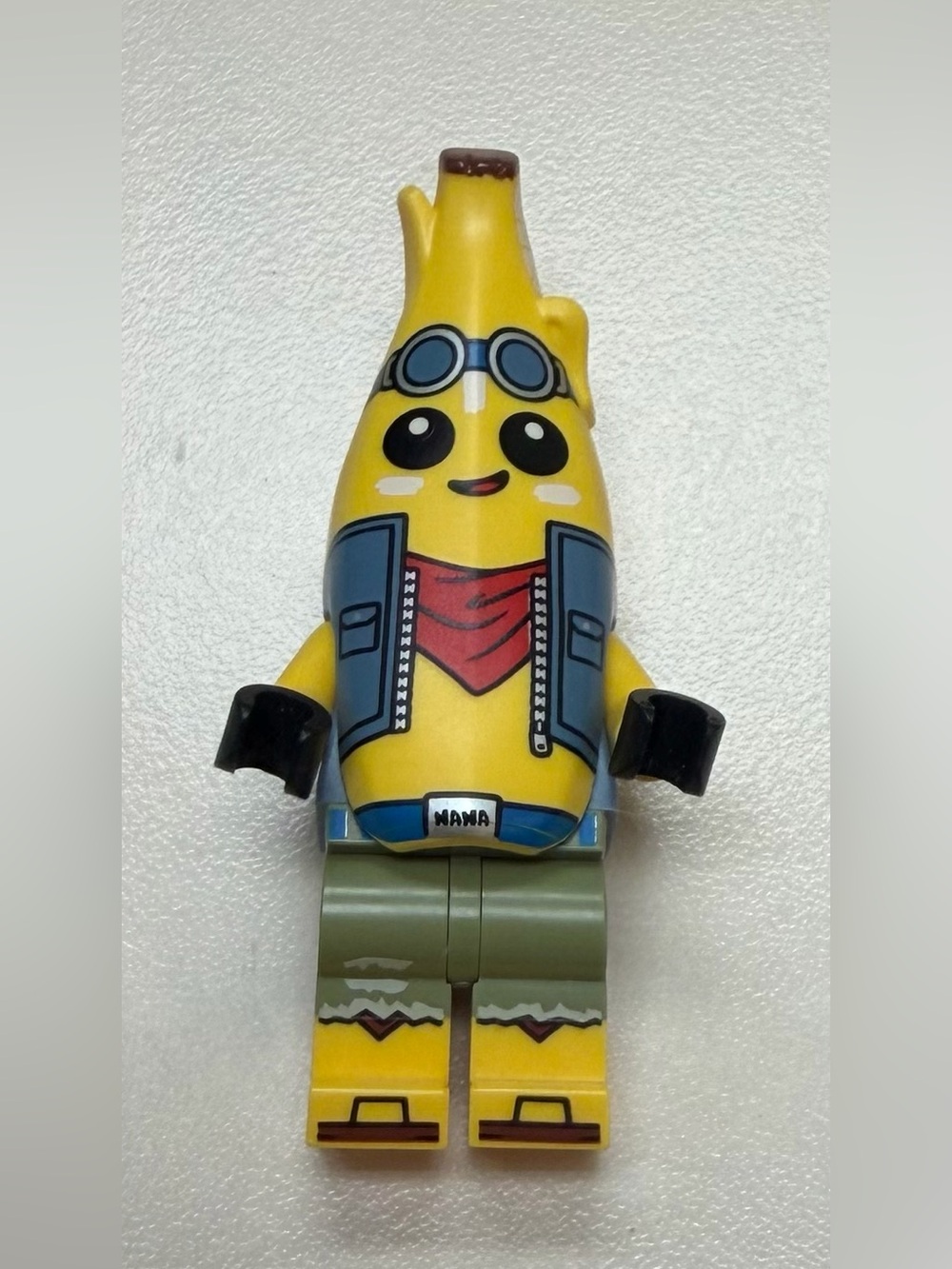 LEGO Fortnite Adventure Peely Minifigure (fort002) - 100% Authentic Set 77073